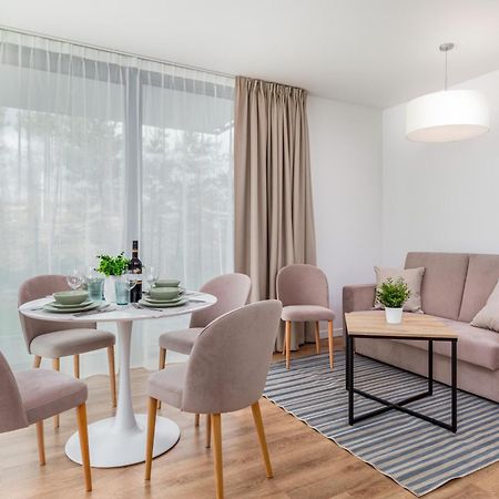 Jantaris Apartments Near Beach With Fitness By Noclegi Renters Mielno  Dış mekan fotoğraf