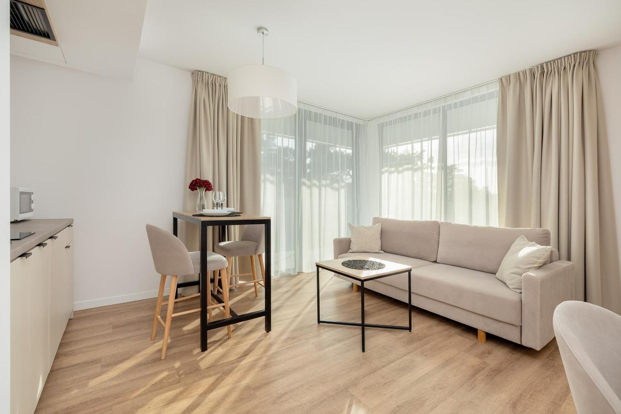 Jantaris Apartments Near Beach With Fitness By Noclegi Renters Mielno  Dış mekan fotoğraf