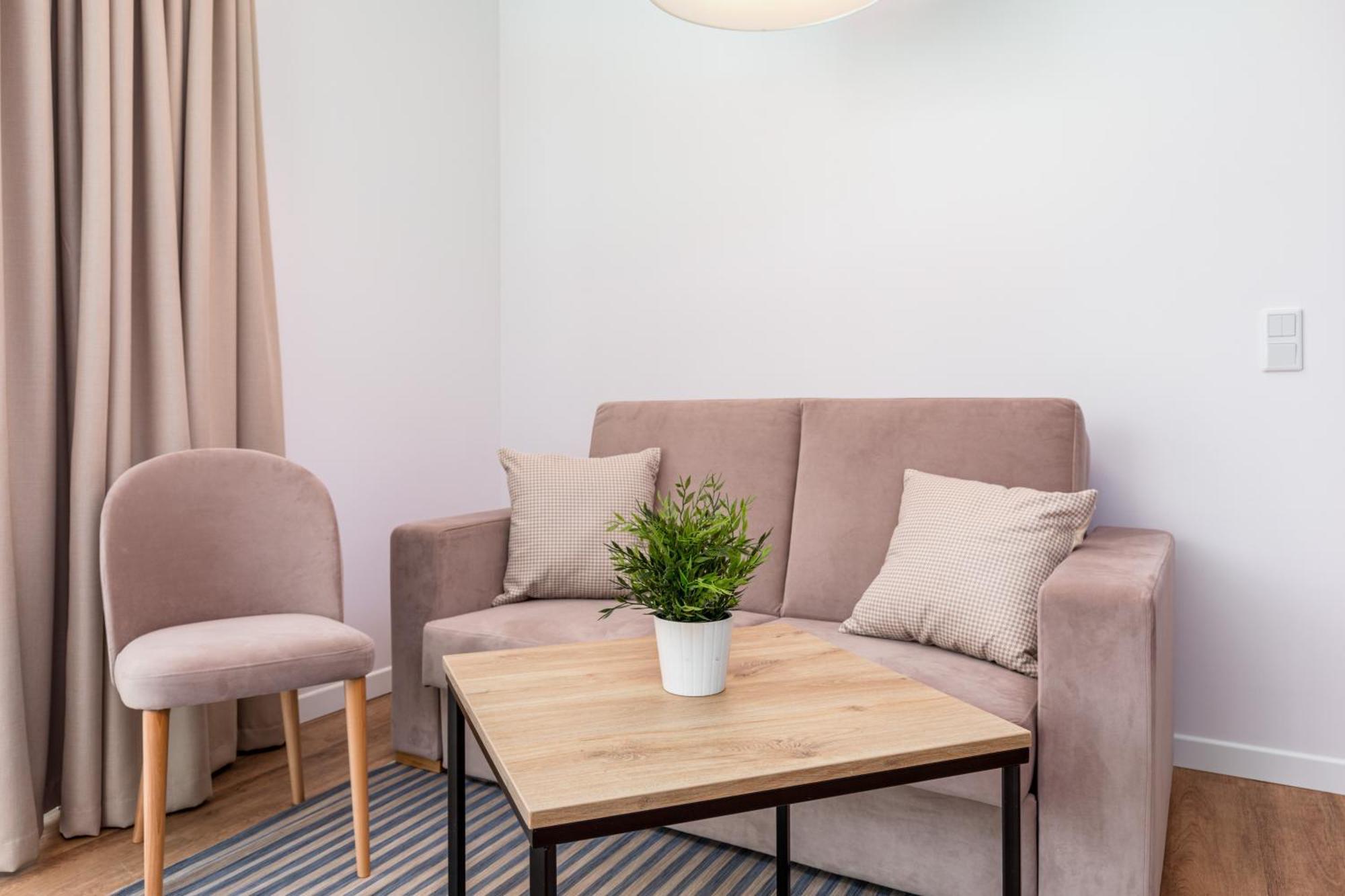 Jantaris Apartments Near Beach With Fitness By Noclegi Renters Mielno  Dış mekan fotoğraf