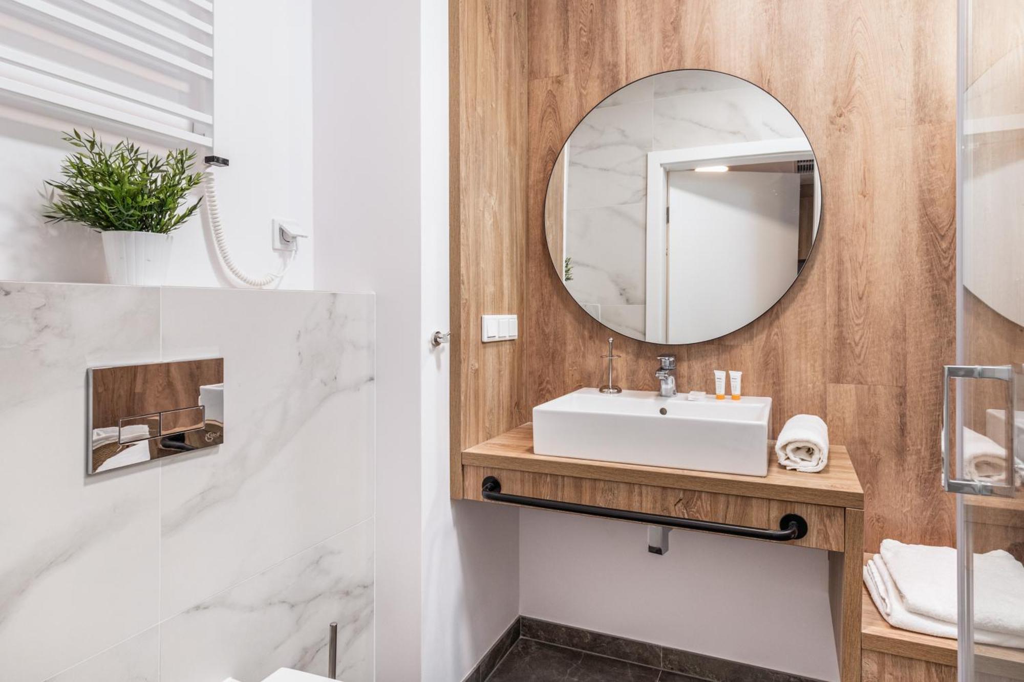 Jantaris Apartments Near Beach With Fitness By Noclegi Renters Mielno  Dış mekan fotoğraf